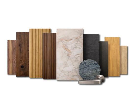 Composición de materiales madera, piedra, mármol y herraje metálico